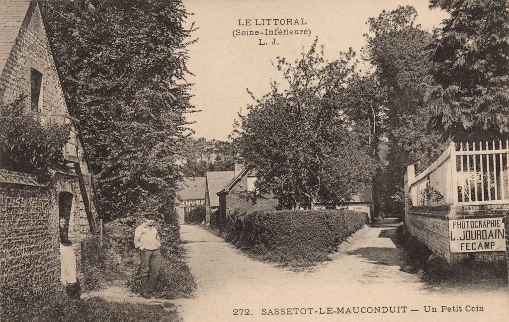 76 - SASSETOT-LE-MAUCONDUIT - 272 - Un Petit Coin - L.J. - 28-04-26.jpg