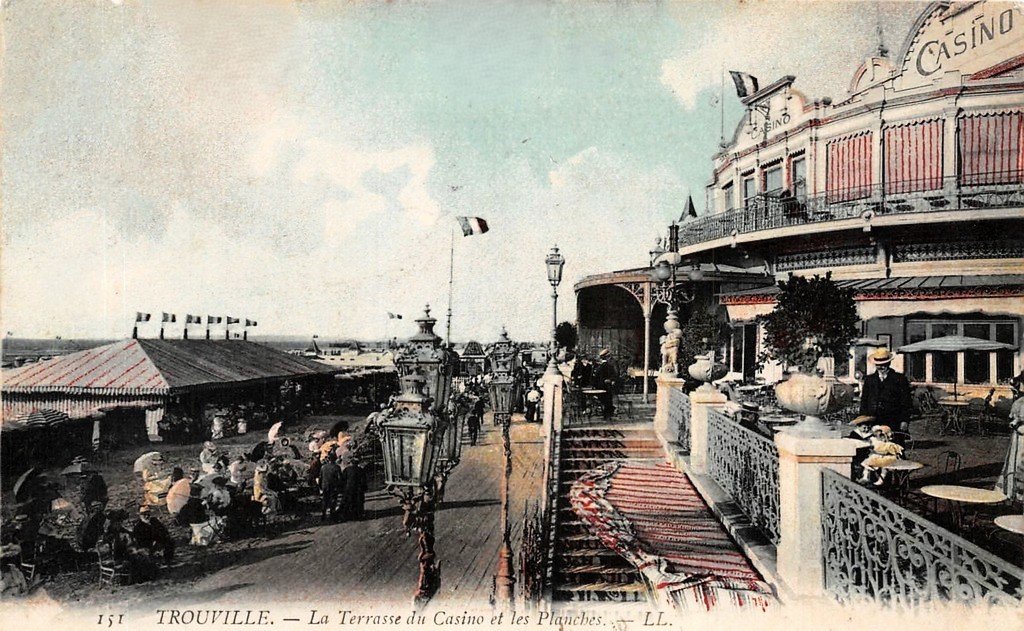 Trouville 151 Casino.jpg