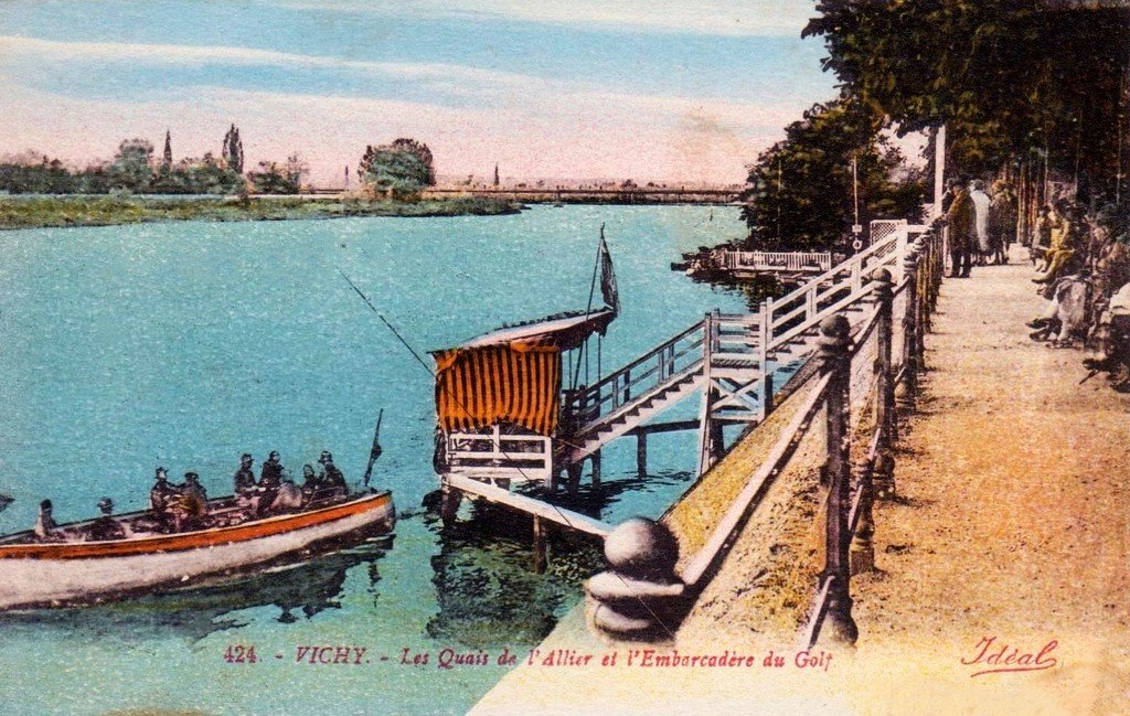 Vichy 424c Quai.jpg