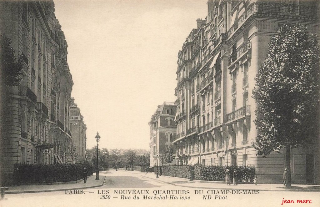 Paris VIIe - Rue du Maréchal Harispe.jpg