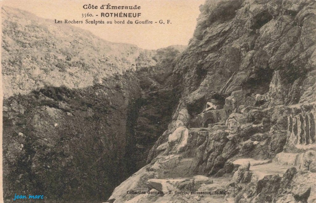 Rothéneuf - Les Rochers sculptés au bord du Gouffre.jpg
