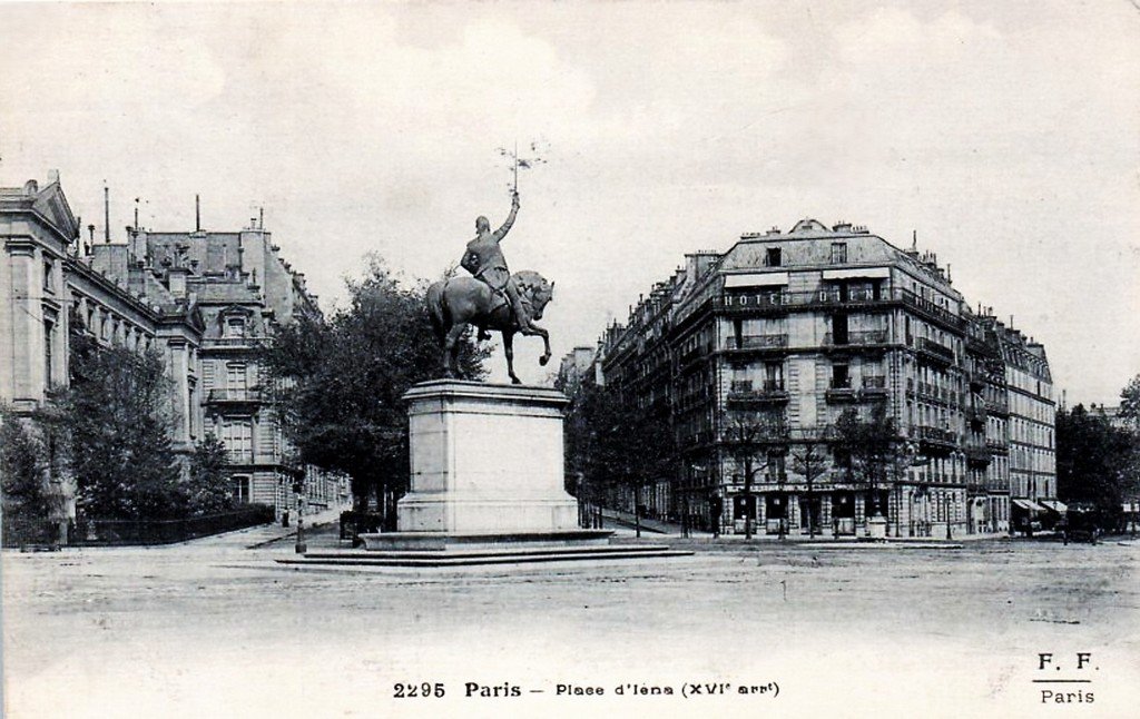 Paris 2295 FF.jpg