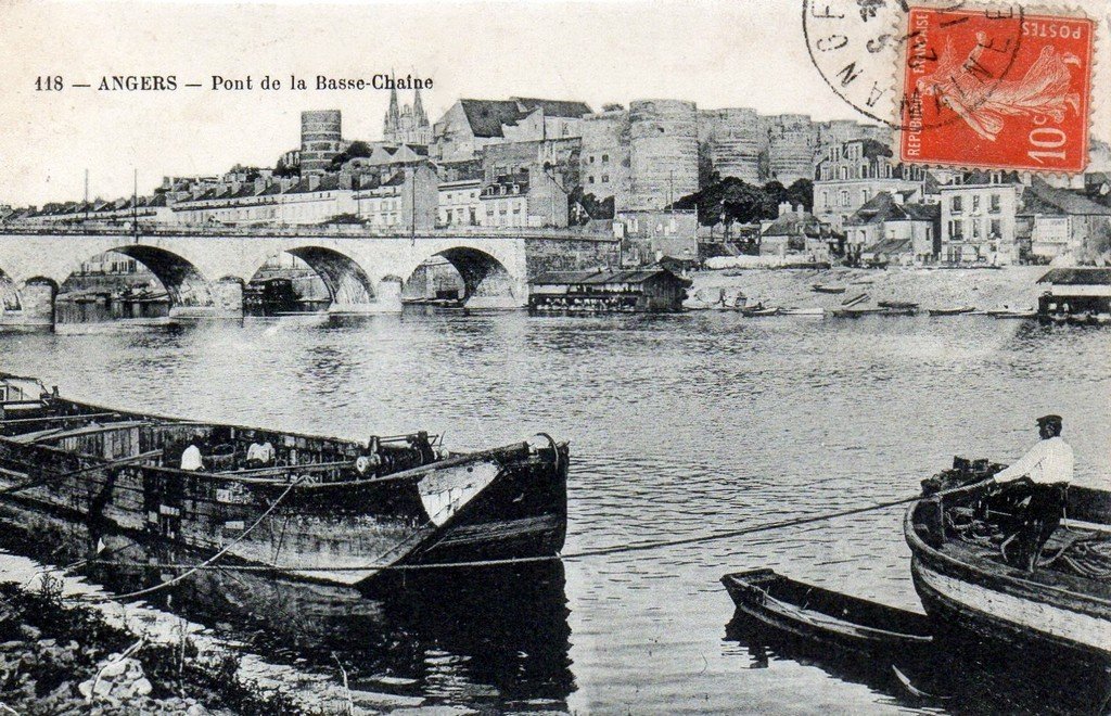 Angers 1118 Pont.jpg