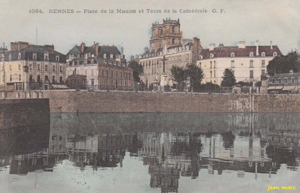Rennes - Place de la Mission et Tours de la Cathédrale.jpg