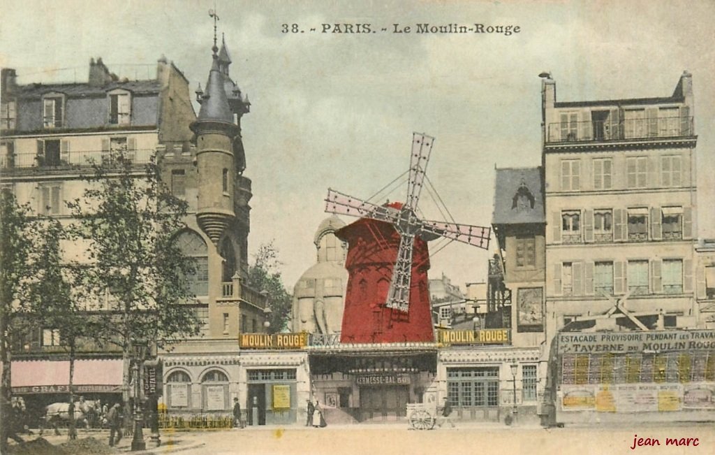 Paris XVIIIe - Le Moulin Rouge.jpg