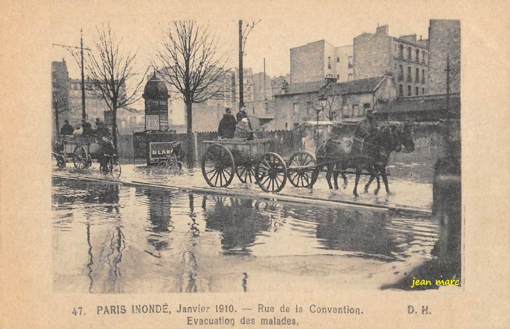 Paris Inondé, Janvier 1910 - Rue de la Convention - Évacuation des malades.jpg
