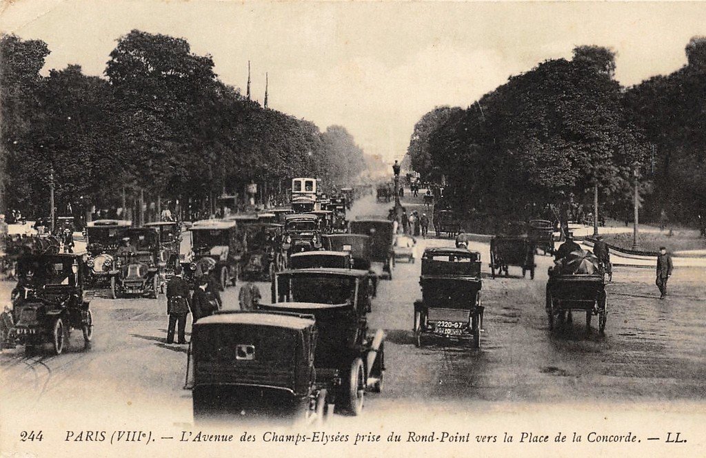 Paris Champs-Elysées 244.jpg