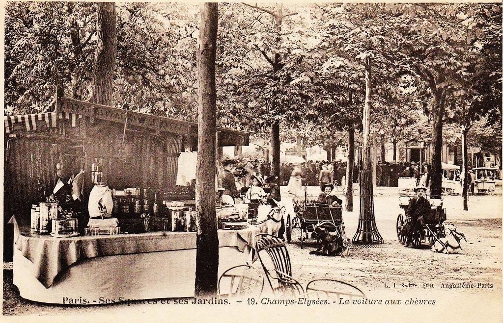 Paris Champs-Elysées 8°.jpg