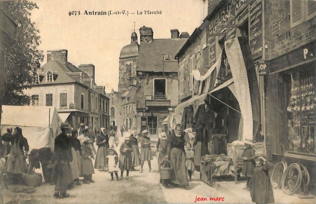 Antrain – Le Marché.jpg