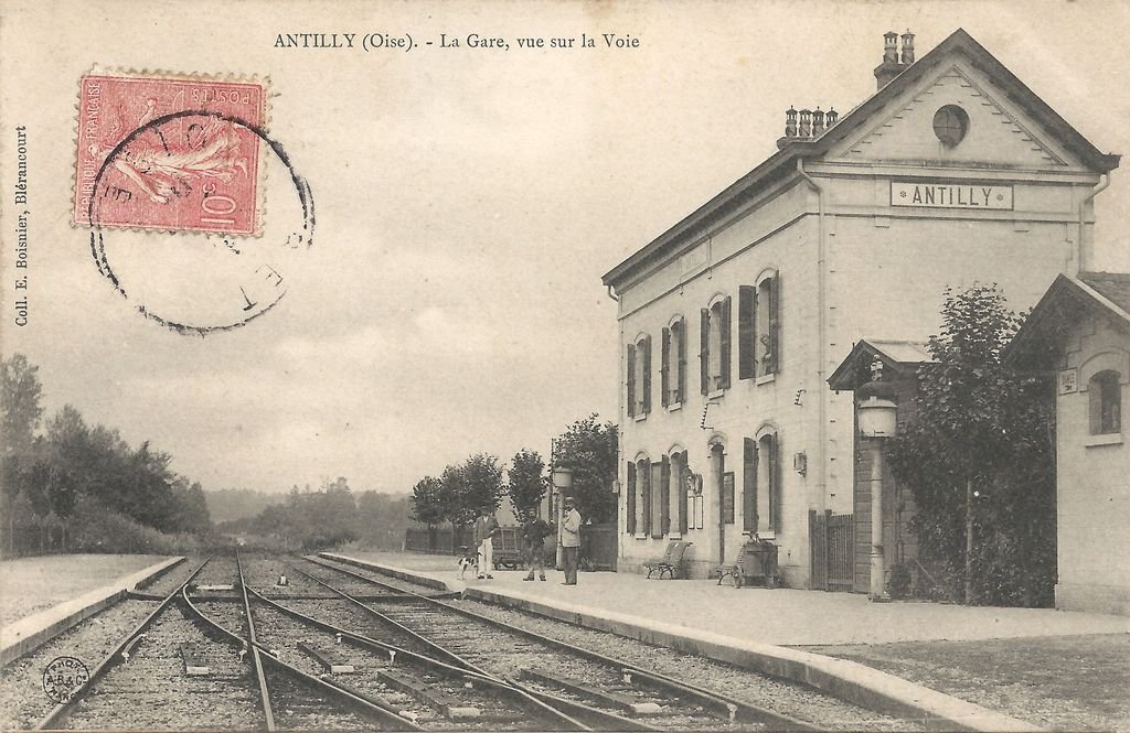 60 - ANTILLY - La Gare, vue sur la Voie - Coll. E. Boisnier - 07-04-15.jpg