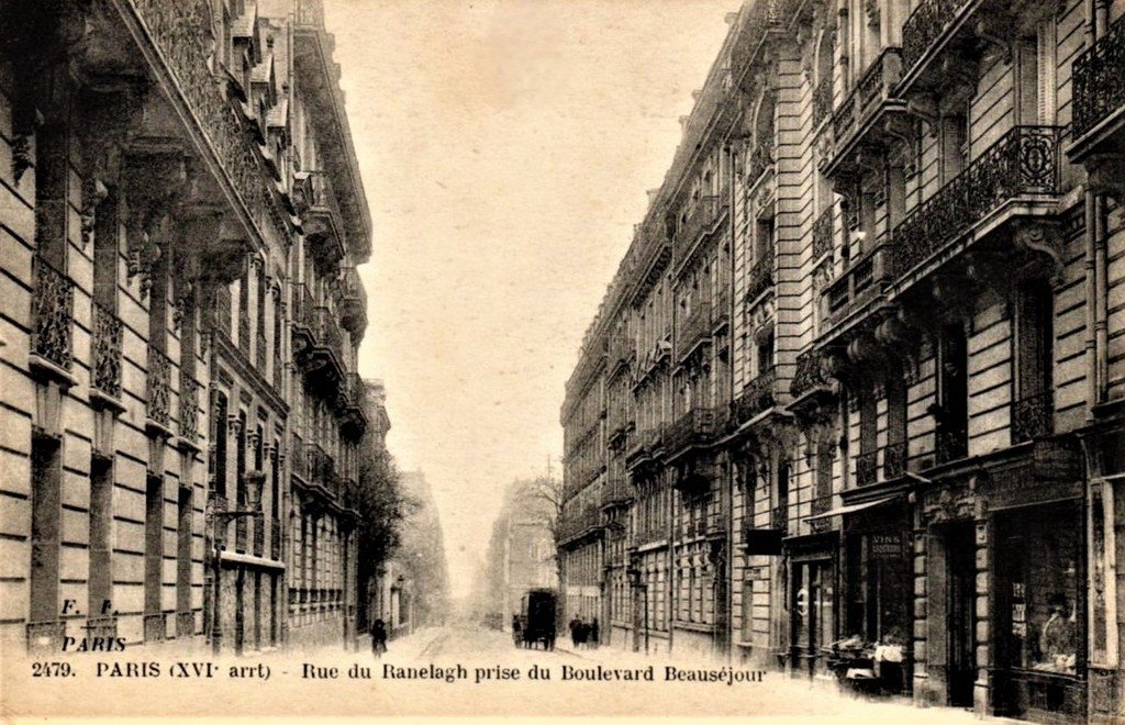 Paris 2479 TR-FF.jpg