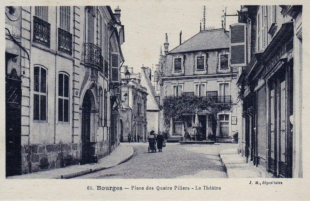 Bourges 60.jpg