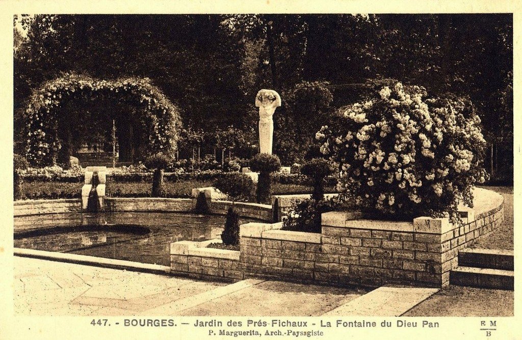 Bourges 447.jpg