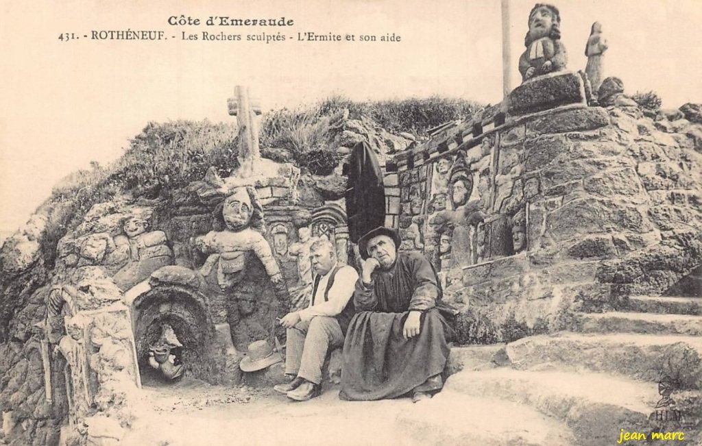 Rothéneuf – Les Rochers Sculptés – L’Ermite et son aide.jpg