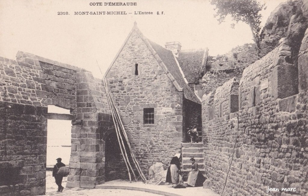 Mont-Saint-Michel - L'Entrée.jpg