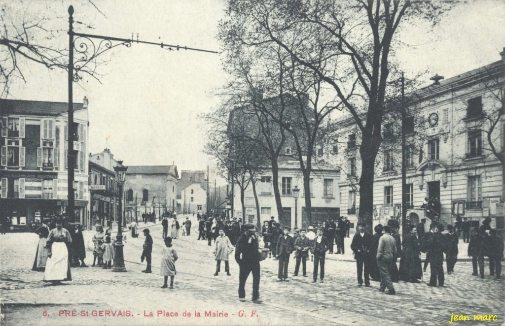 Le Pré-Saint-Gervais - La Place de la Mairie.jpg