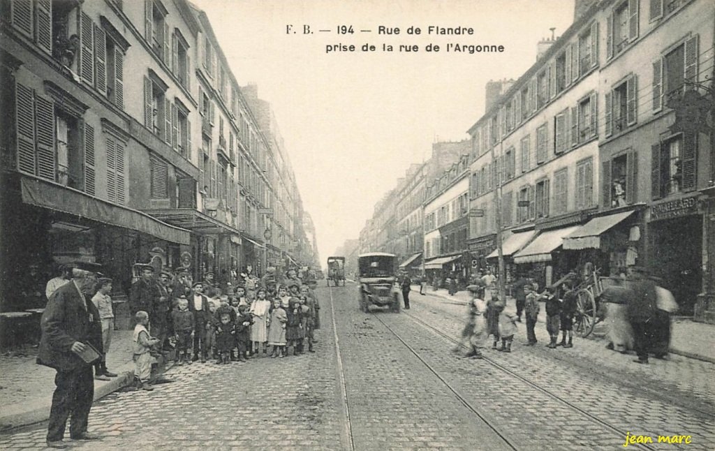 Paris XIXe - Rue de Flandre prise de la rue de l'Argonne.jpg