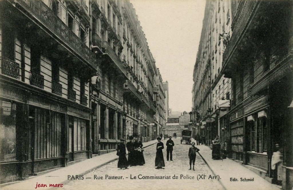 Paris XIe - Rue Pasteur - Le Commissariat de Police.jpg