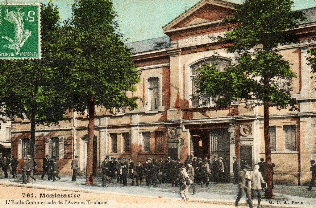 Paris Ecole Trudaine 1.jpg