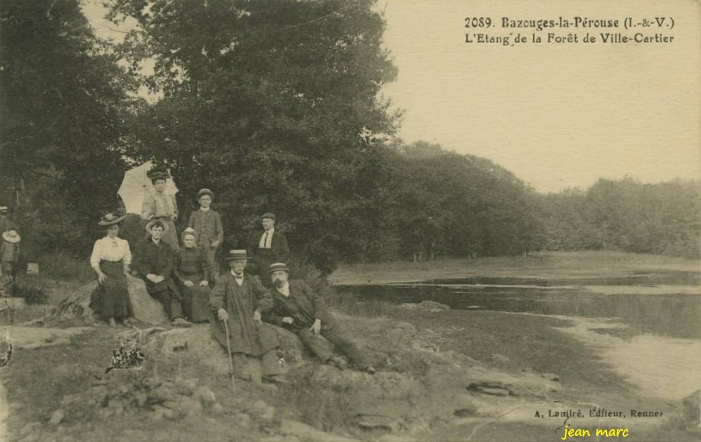 Bazouges-la-Pérouse - L'Étang de la forêt de Ville-Cartier.jpg