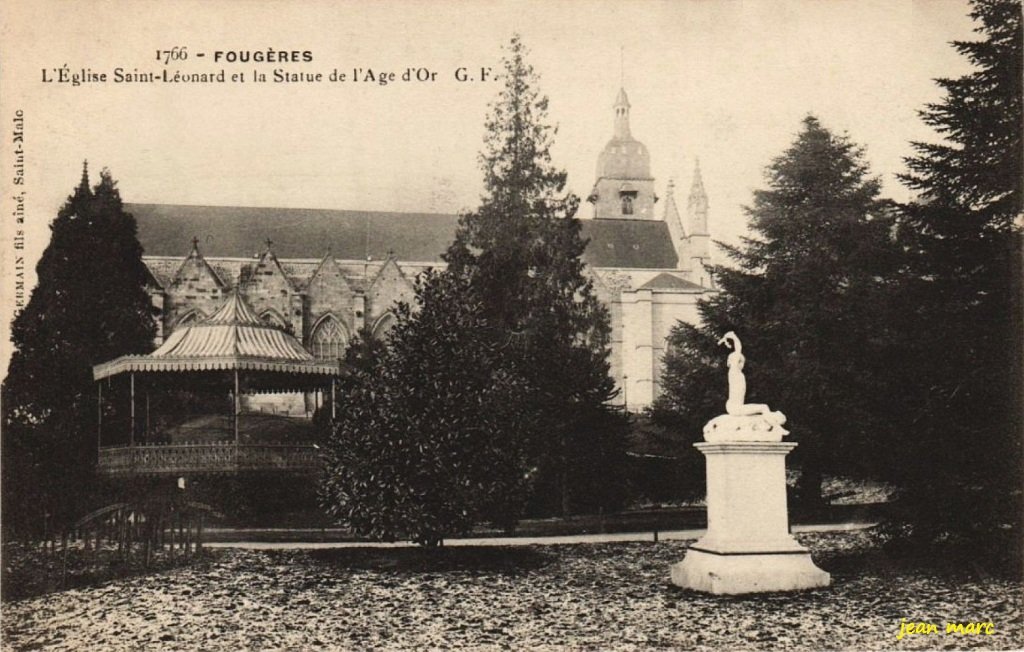 Fougères – L’Église Saint-Léonard et la Statue de l’Age d’Or.jpg
