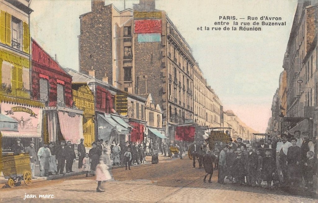 Paris XXe - Rue d'Avron entre la rue de Buzenval et la rue de la Réunion.jpg