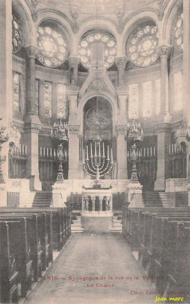 Paris IXe - Rue de la Victoire - La Synagogue.jpg