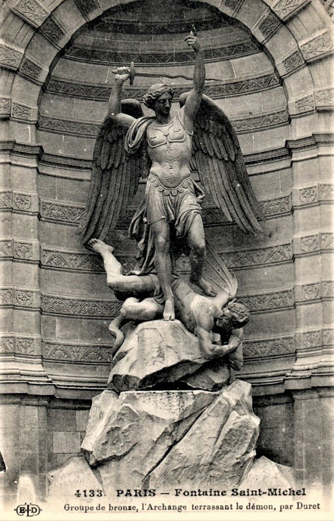 Paris Fontaine Saint-M..jpg