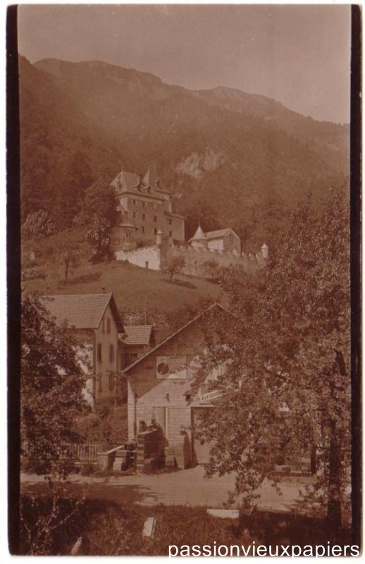 Montagne chateau [F].JPG