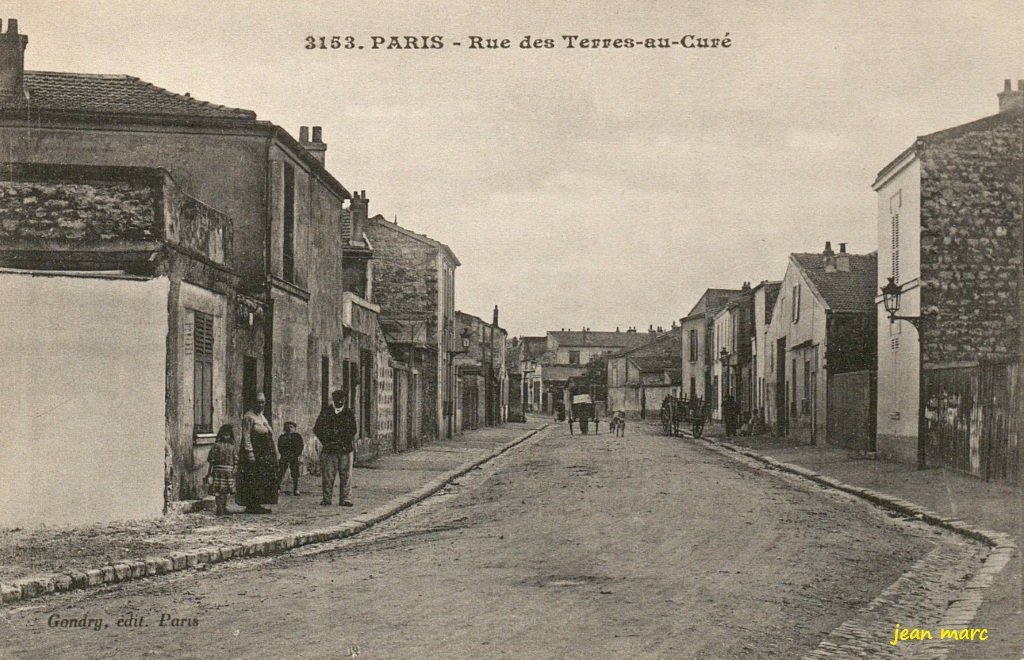 Paris XIIIe - Rue des Terres au Curé.jpg