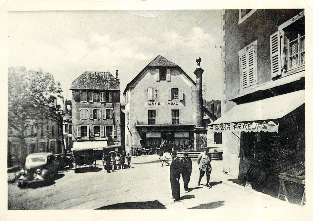 Pierrefort 15.jpg