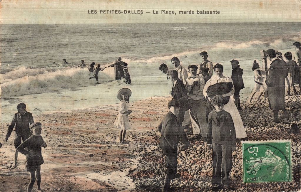 76 - LES PETITES DALLES - La Plage, Marée baissante.- ENP S1 - 11-06-26.jpg