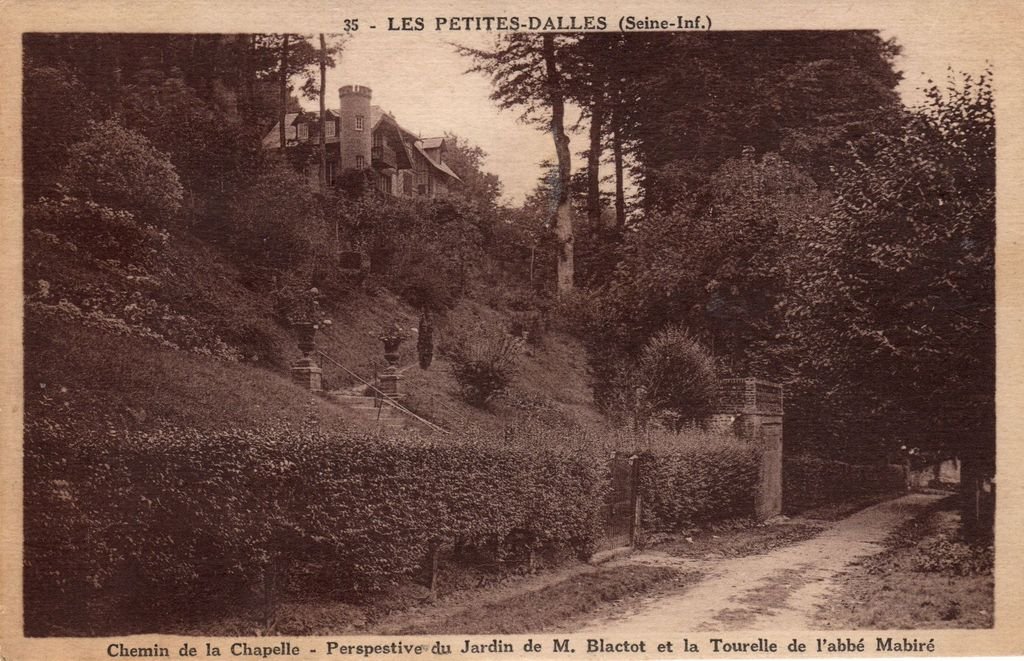 76 - LES PETITES -DALLES - 35 - Chemin de la Chapelle - Jardin de M. Blactot - Jaouen, Phot. édit. - Rouen. - 13-06-26.jpg
