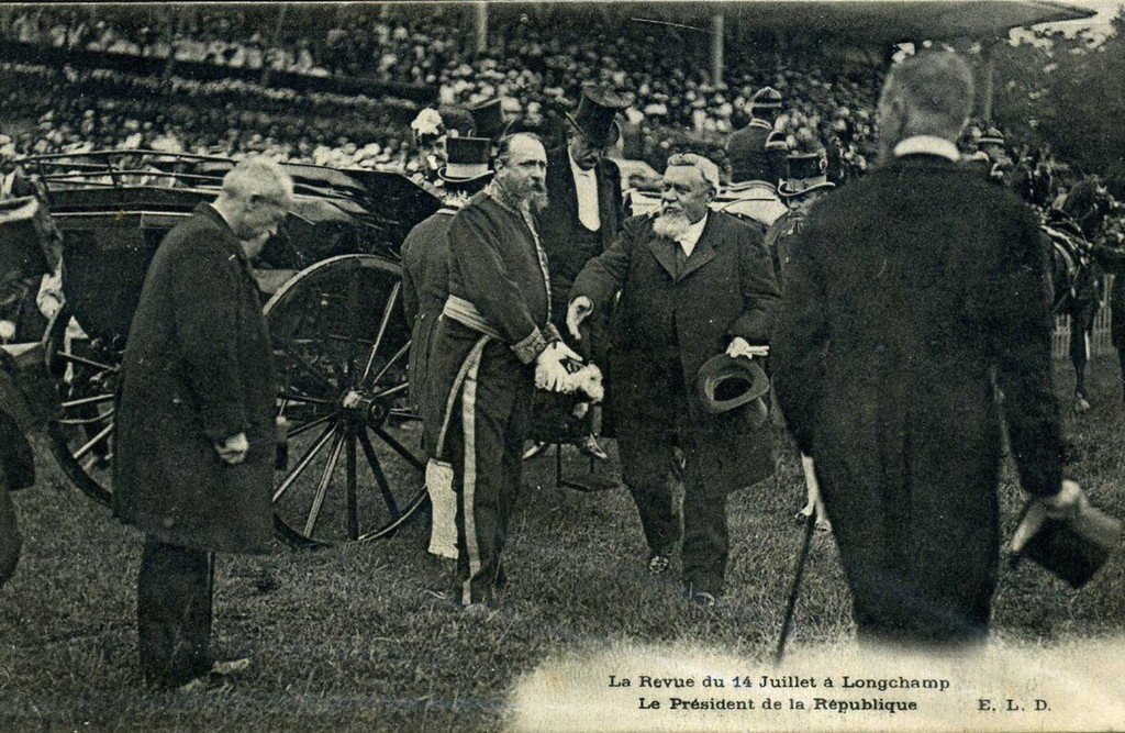 Paris Hippodrome de Longchamp.jpg