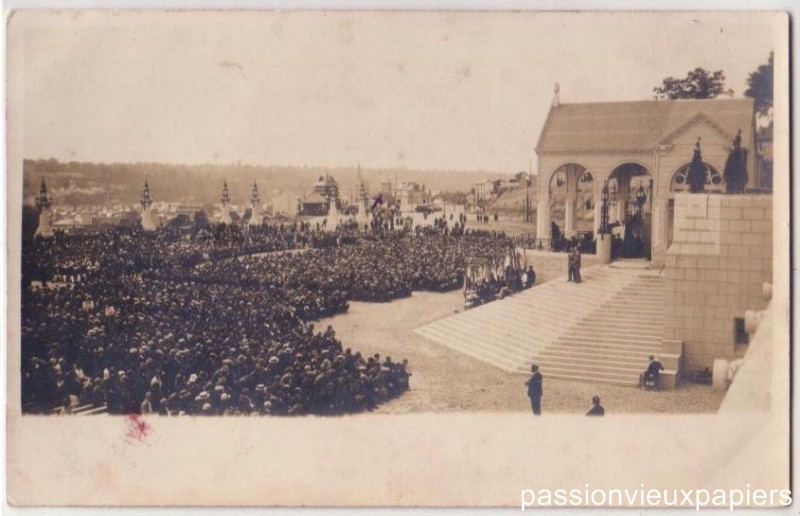 Ceremonie religieuse [F].JPG