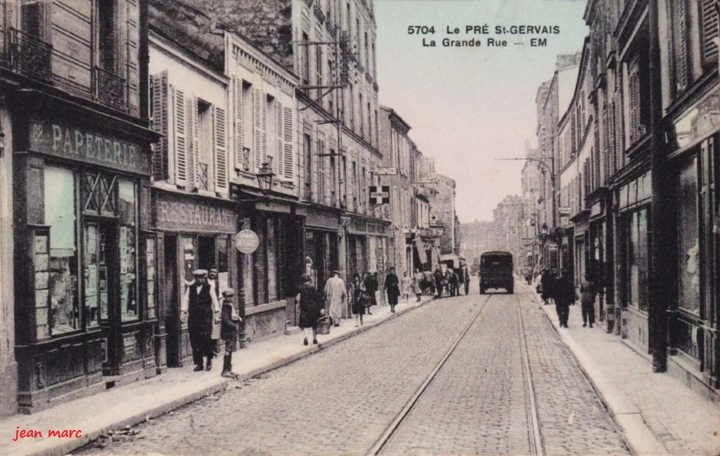 Pré-Saint-Gervais - Grande Rue.jpg