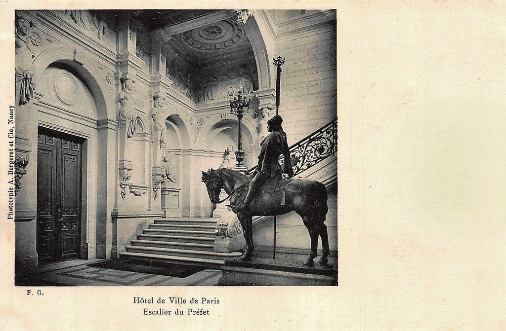Paris Hôtel de Ville.jpg