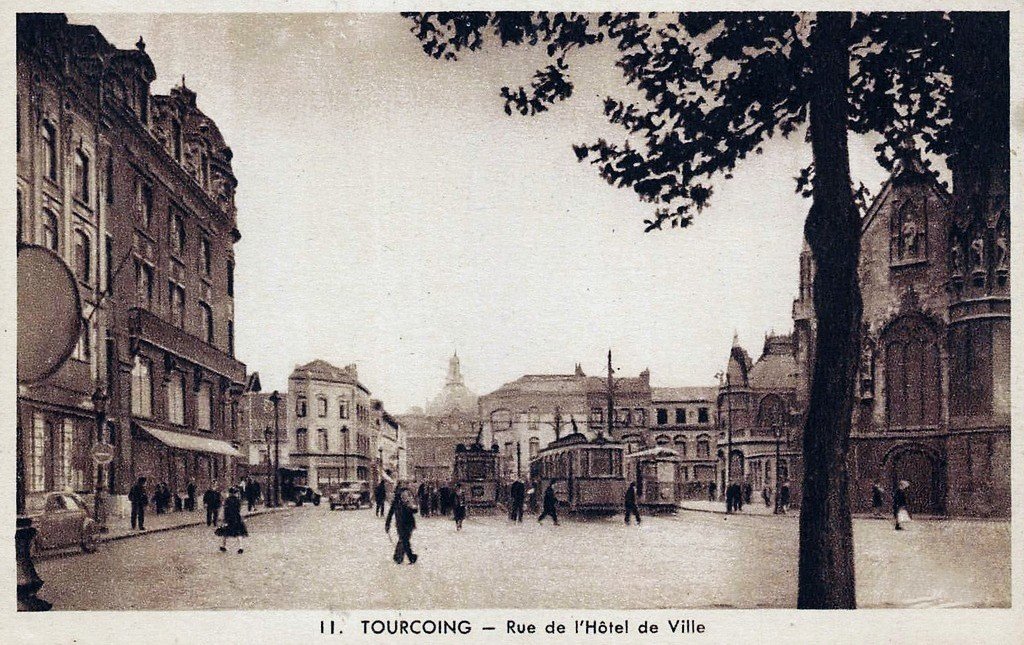 Tourcoing 11 tram.jpg