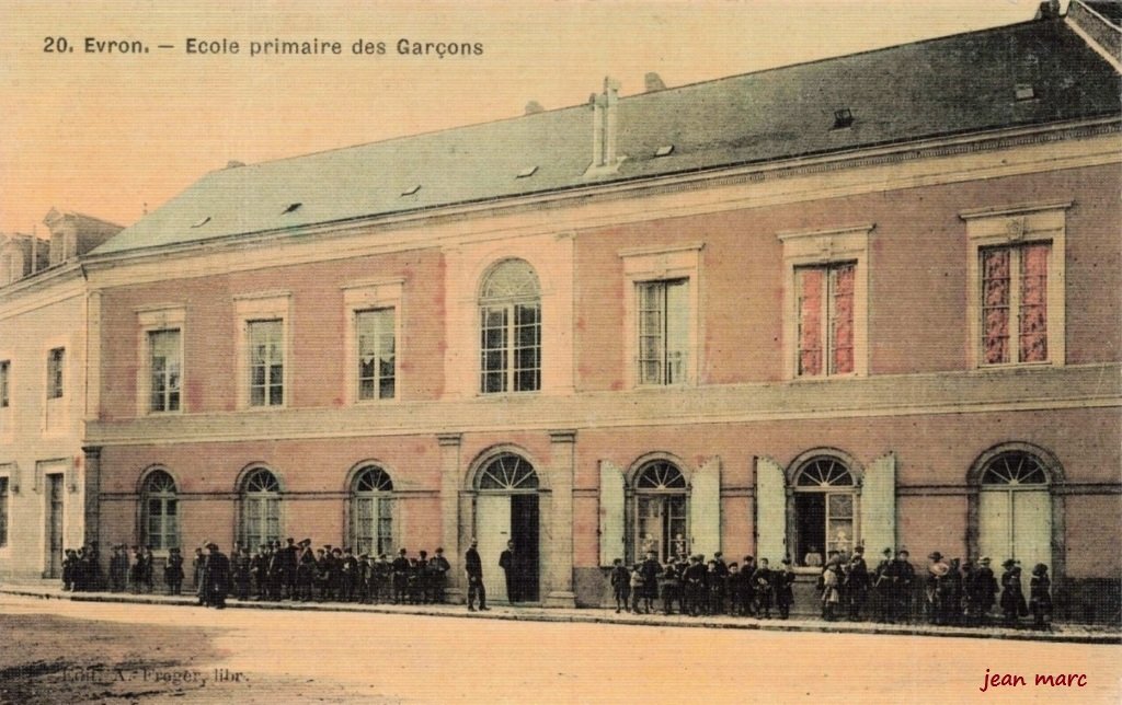 Évron - École primaire des Garçons.jpg