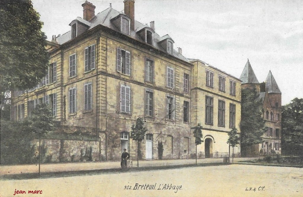 Breteuil - L'Abbaye.jpg