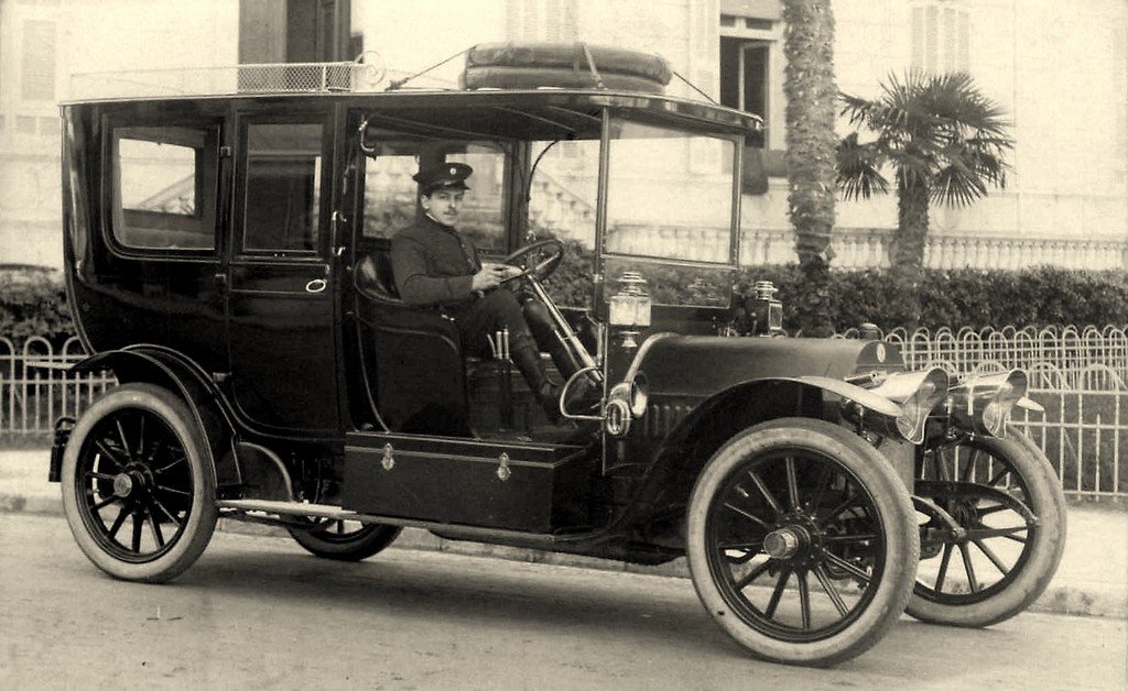 Belle Voiture Cannes CP 2.jpg