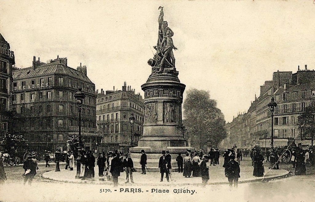Paris Place Clichy (5170).jpg