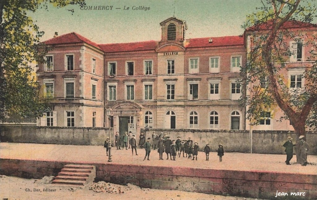 Commercy - Le Collège.jpg
