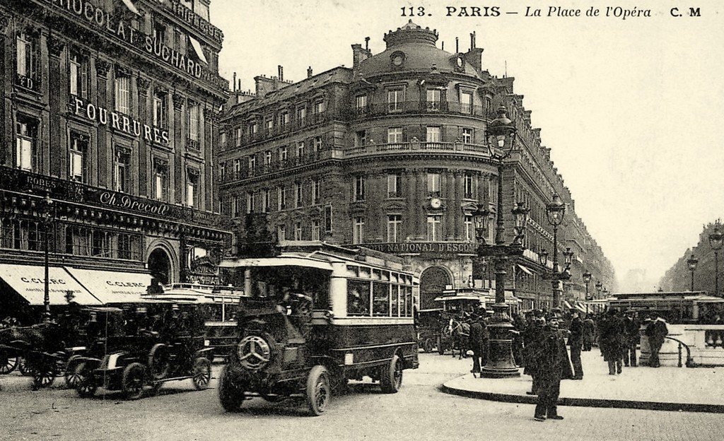 Paris Place de l'Opéra 113.jpg