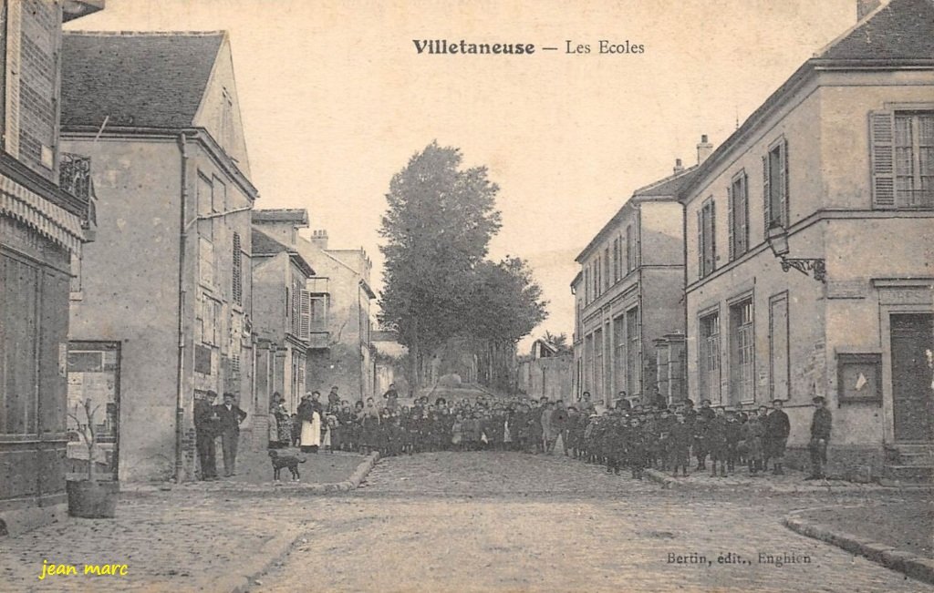 Villetaneuse - Les Écoles.jpg