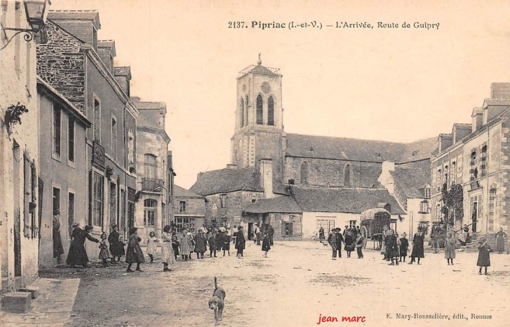 Pipriac - L'Arrivée, route de Guipry.jpg