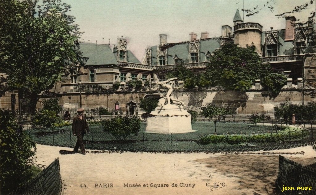 Paris Ve - Square et Musée de Cluny.jpg