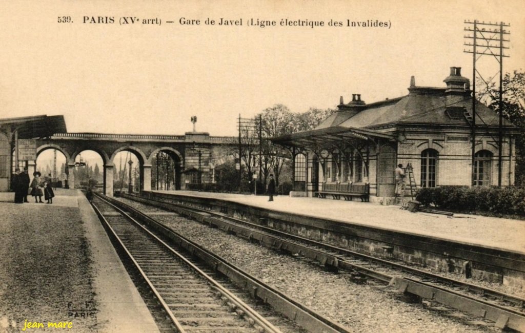 Paris XVe - Gare de Javel (ligne électrique des Invalides).jpg