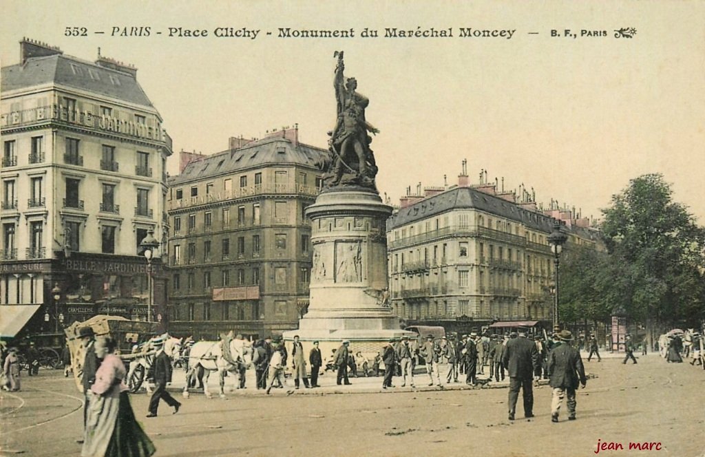 Paris VIIIe - Place Clichy - Monument du Maréchal Moncey.jpg
