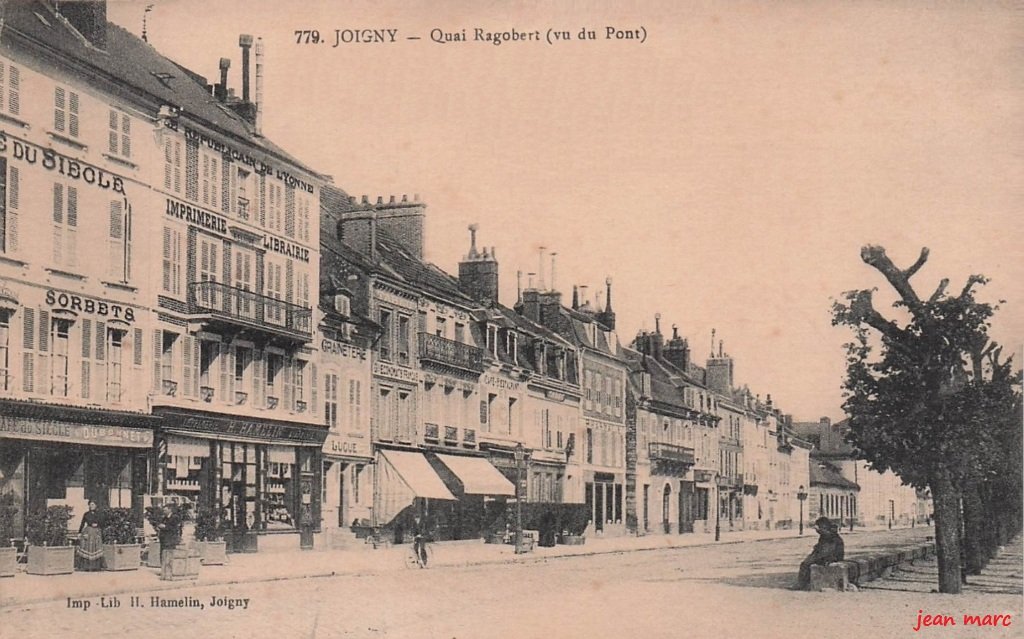 Joigny - Quai Henri Ragobert.jpg